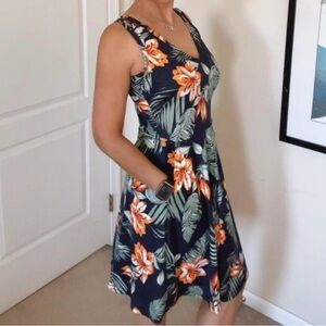 Navy flower dress-stitch fix